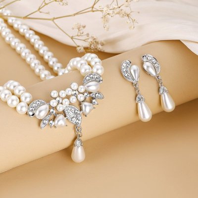 Women Fashion Exaggerated Pearl Rhinestone Necklace Earrings Jewelry Set