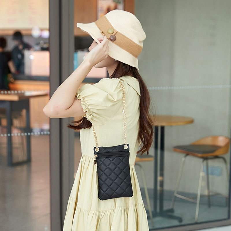 Women Fashion Solid Color Rhombic Zipper Mini Chain Purses