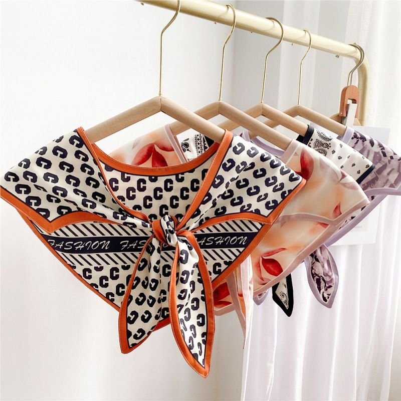 Women Fashion Letter Stripe Leopard Print Triangle Shawl