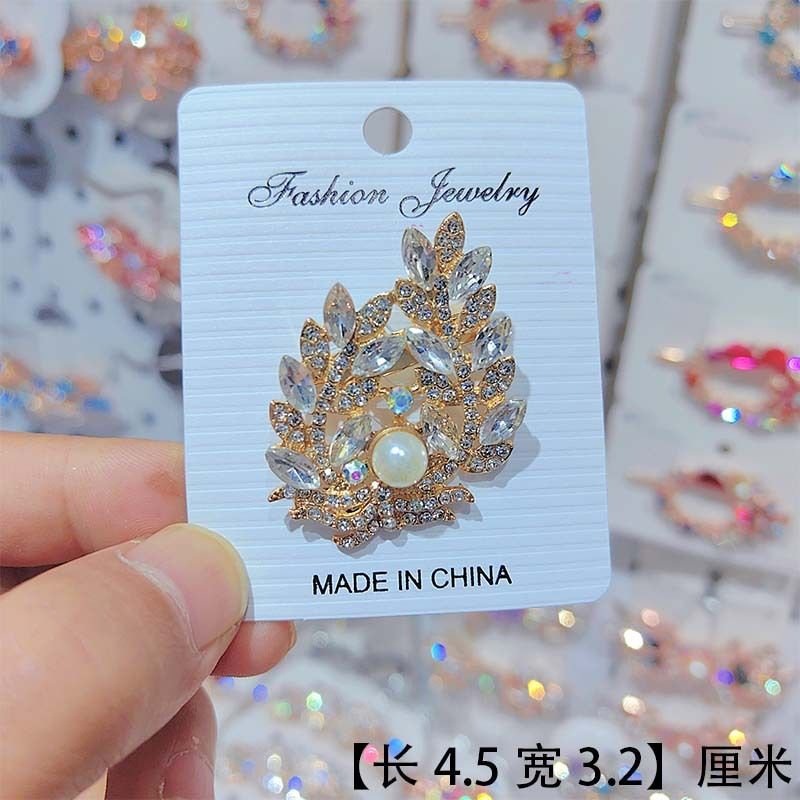 Women Fashion Creative Floral Pearl Rhinestone Anti-Light Brooch