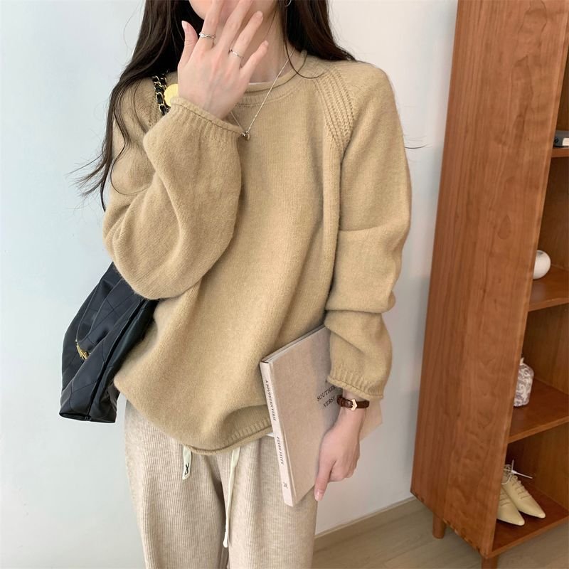 Autumn And Winter Soft Casual Style Pullover Knitwear Women Basic Solid Color Loose Sweater