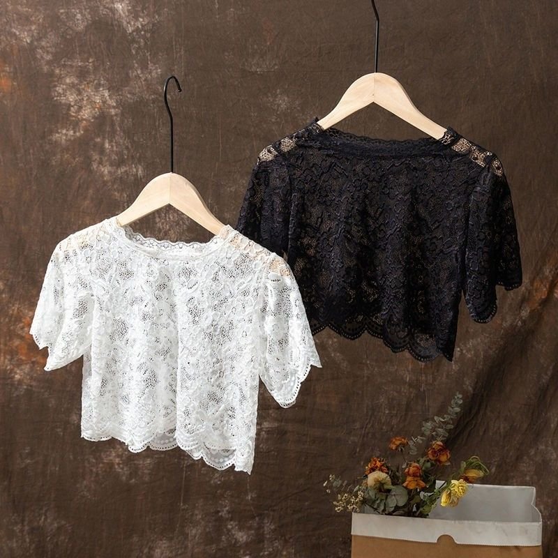 Women Fashion Hollow Lace Bottoming Shirt False Collar