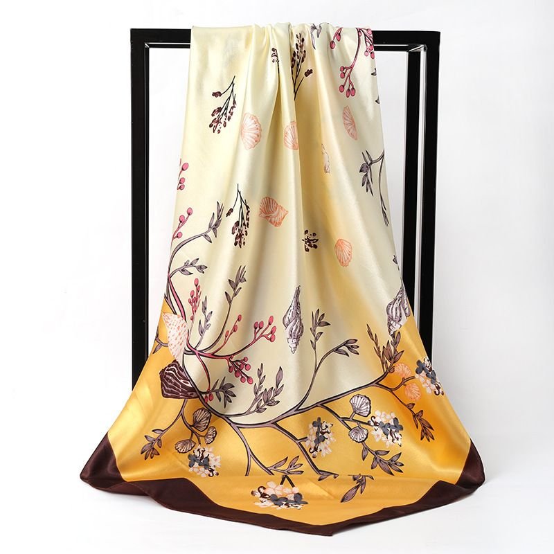 Women Fashion Geometric Chain Floral Printed Sanding Square Silk Scarf