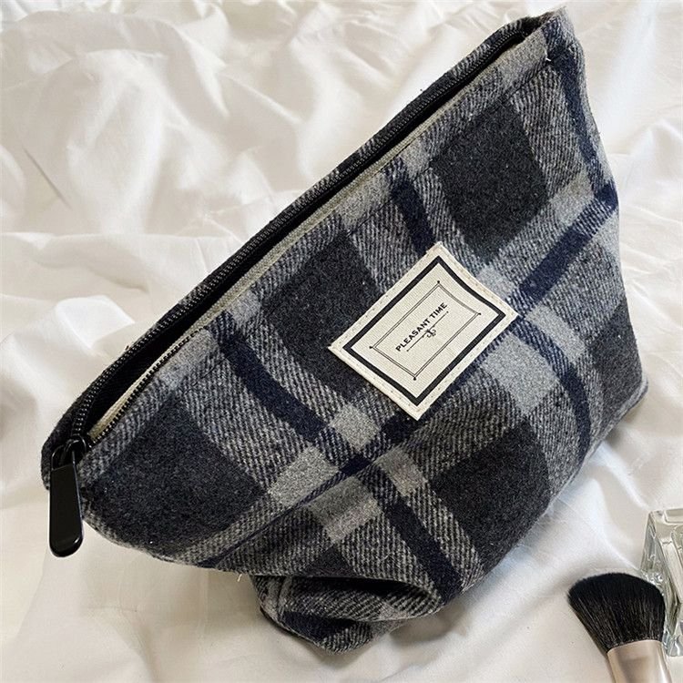 Plaid Contrast Color Large Capacity Cosmetic Bag