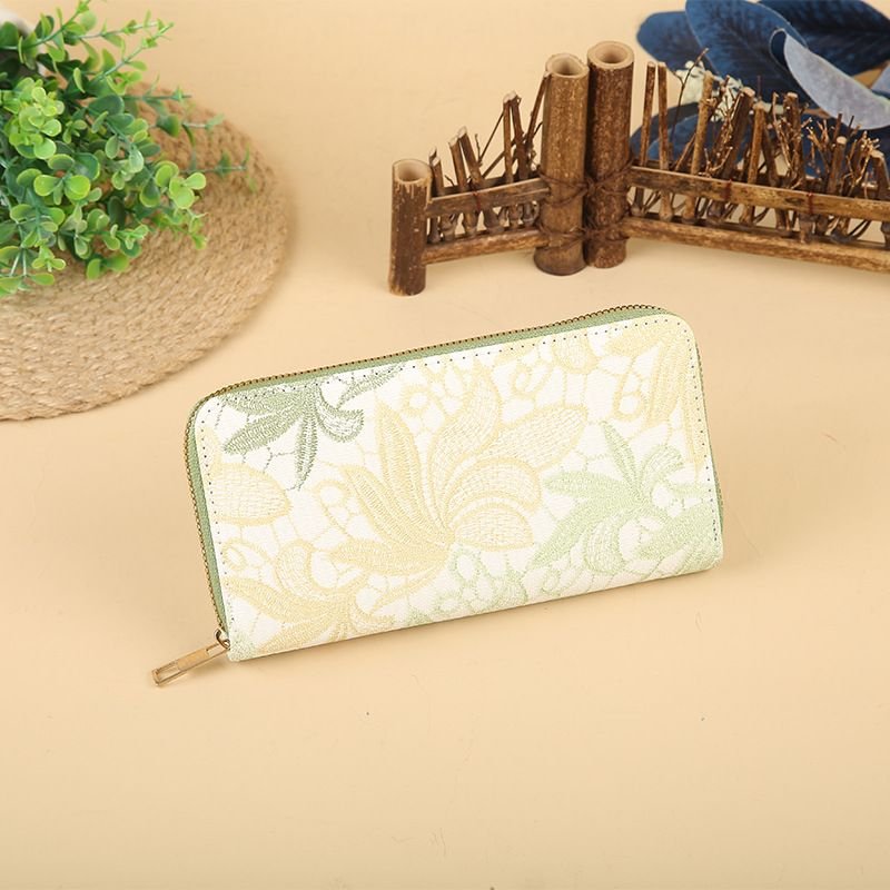 Women Fashion Creative Floral Embroidery Large Capacity Zipper Purses